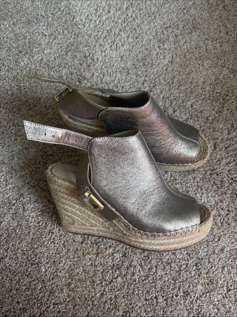 Kenneth Cole Metallic Rose Gold Espadrille Wedge Sandals